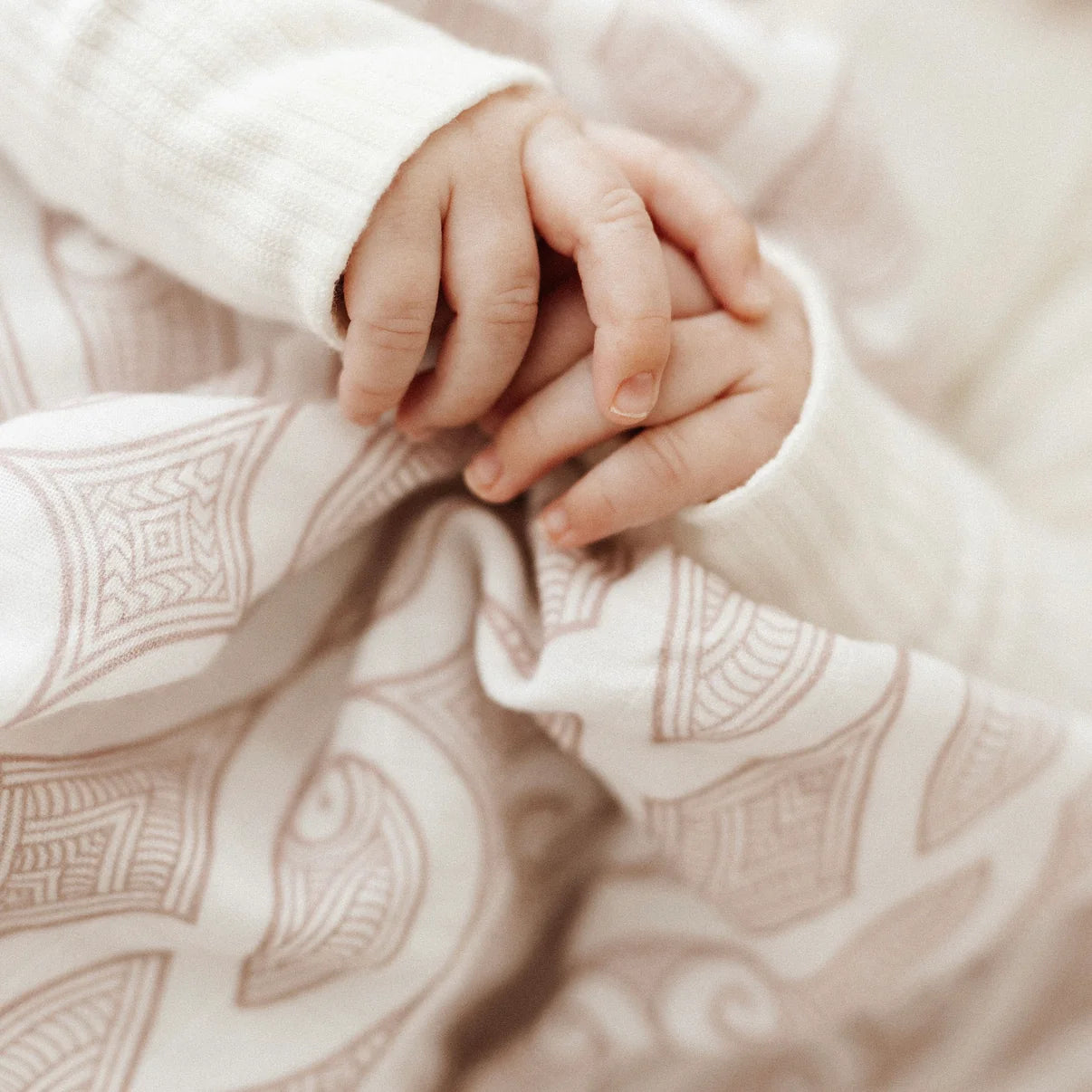 Bo & Ko Te Pātiki Pēpi Wrap Mauve