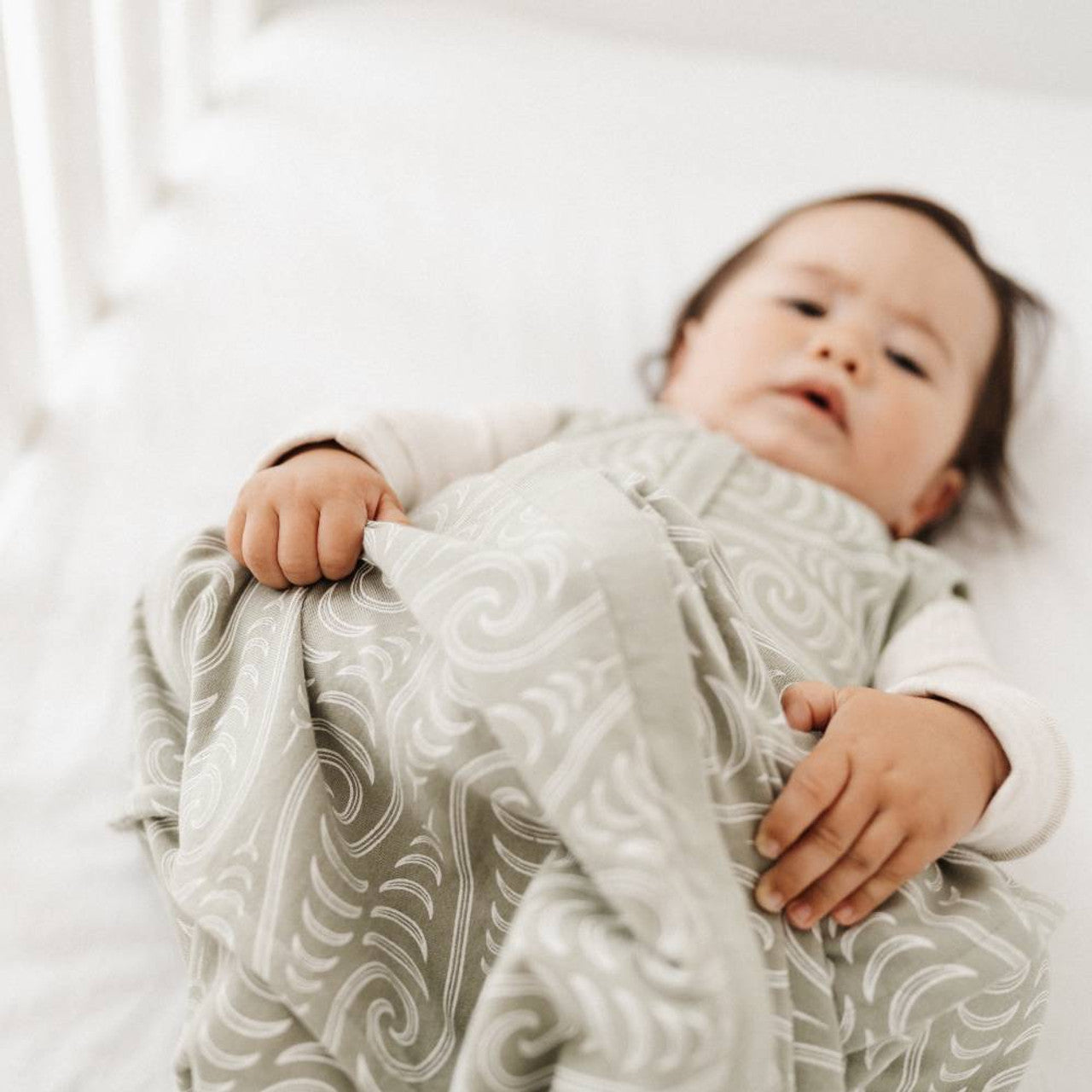 Woolbabe BO & KO Collab | 3-Seasons Front Zip Sleeping Bag - Flax Ngaru