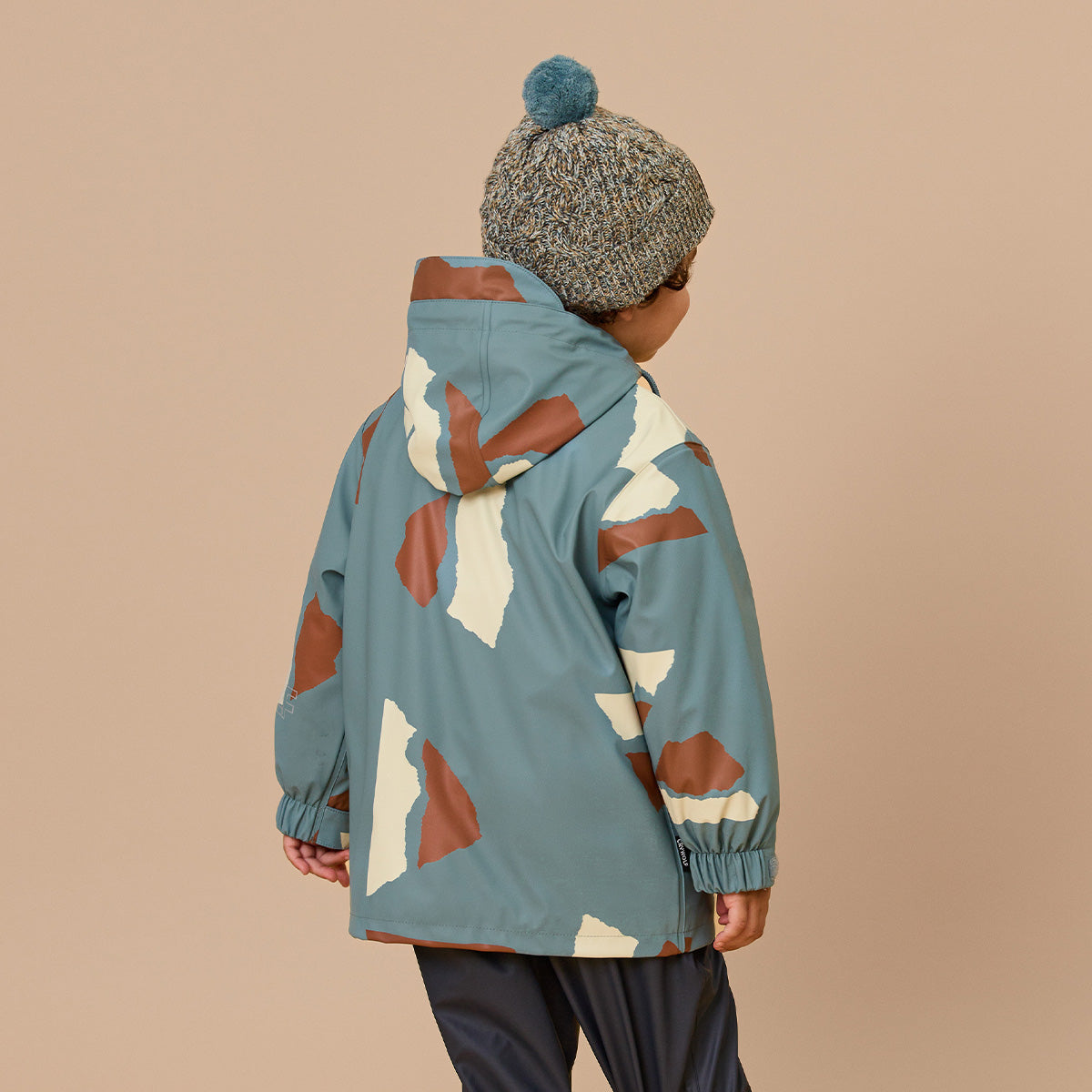 Crywolf Explorer Jacket Move Mountains