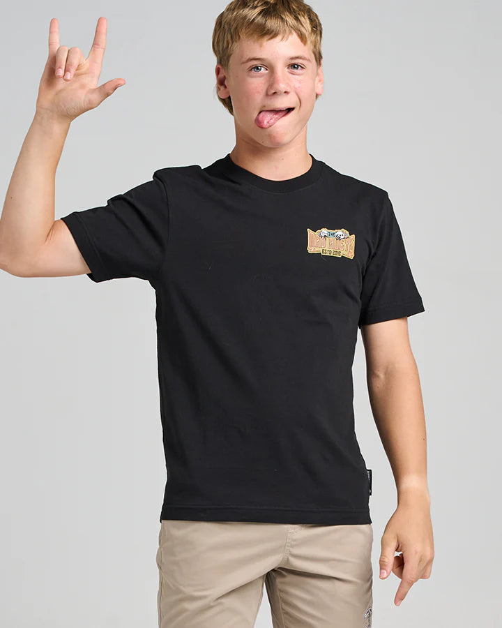 The Mad Hueys Tropic Frothin Club Short Sleeve Tee