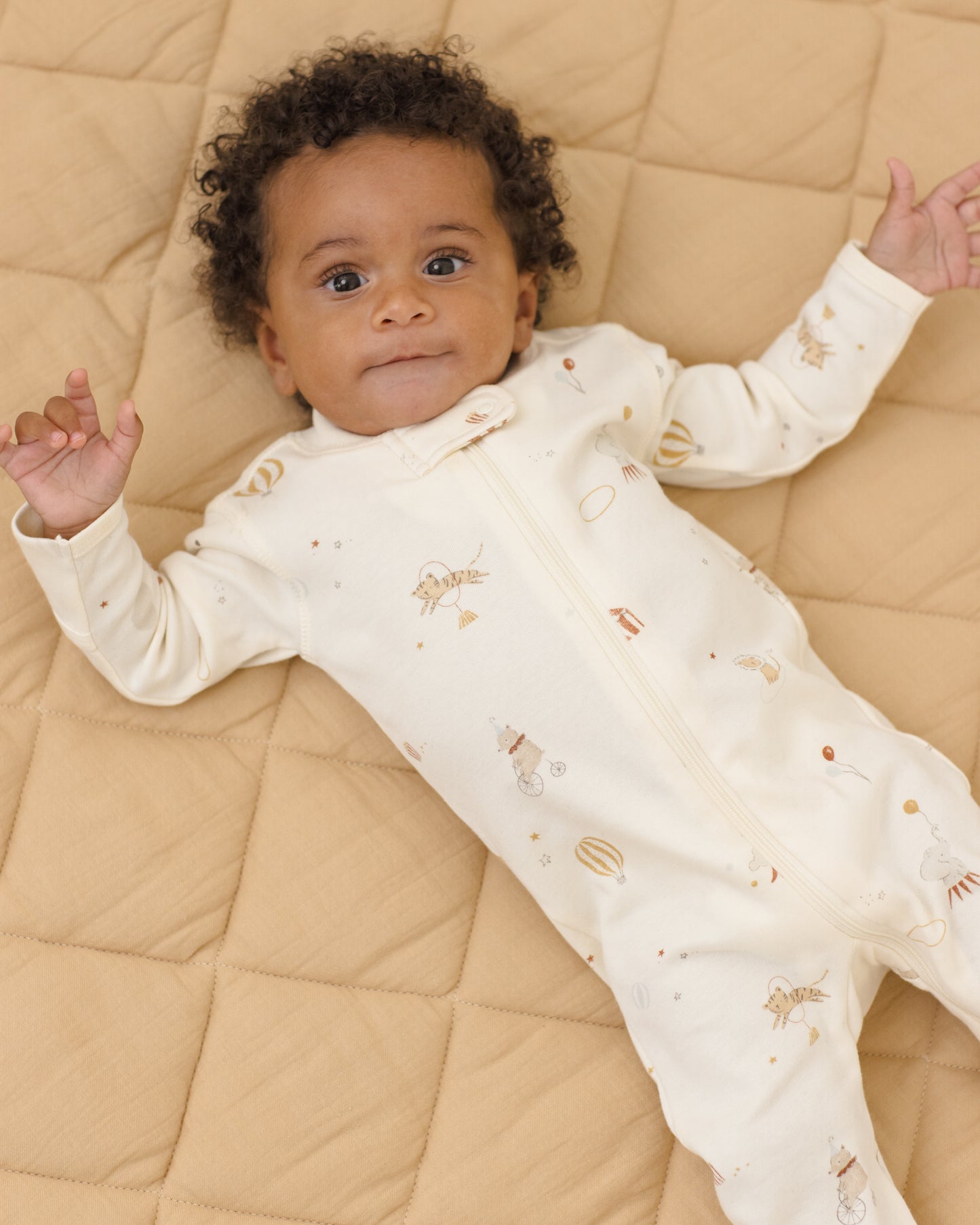 Quincy Mae Zip Long Sleeve Sleeper Footie Carnival