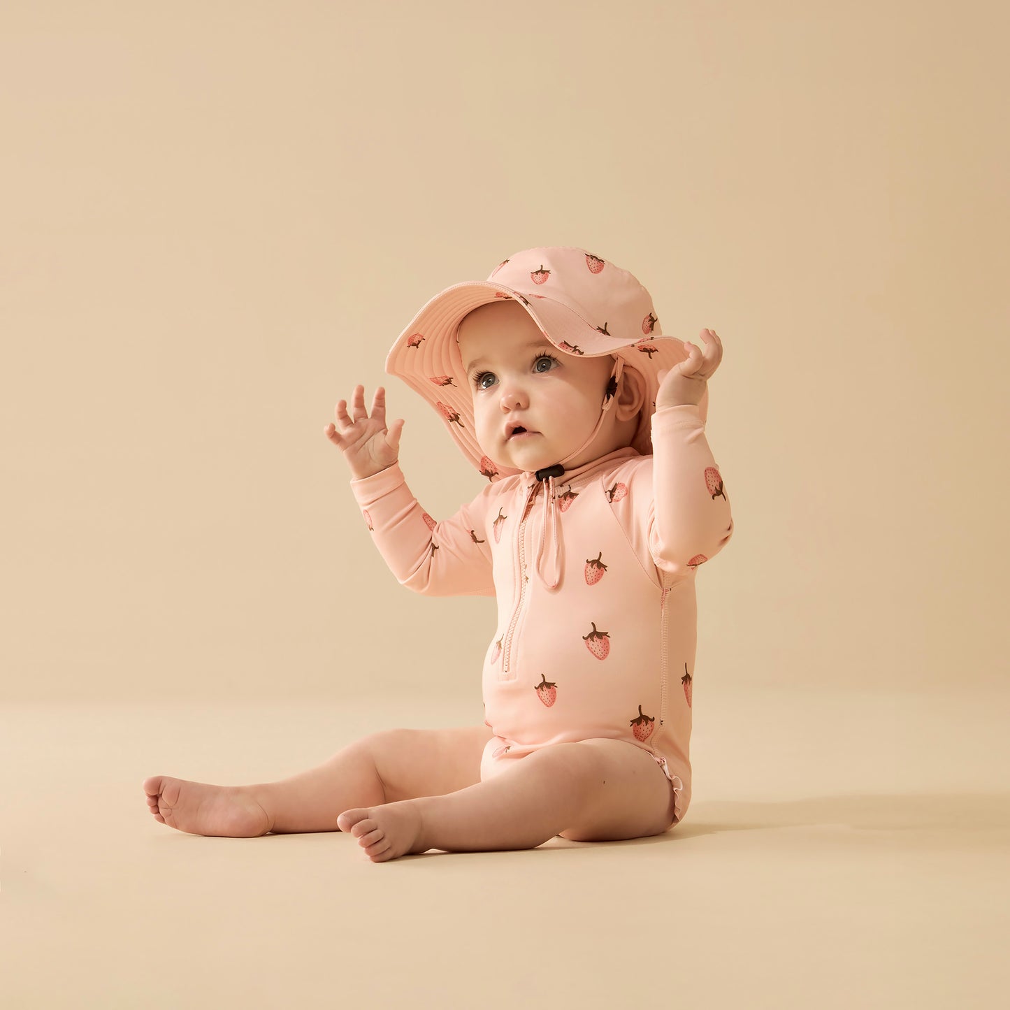 Wilson & Frenchy Swim Sunhat Strawberry Kisses