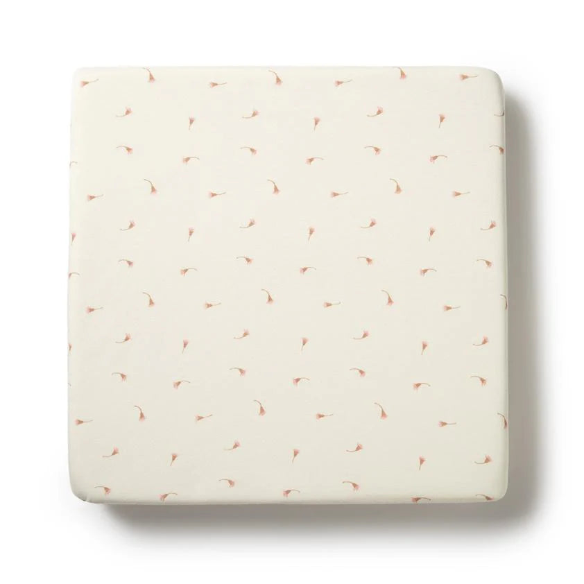 Wilson & Frenchy Organic Bassinet Sheet Little Blossoms