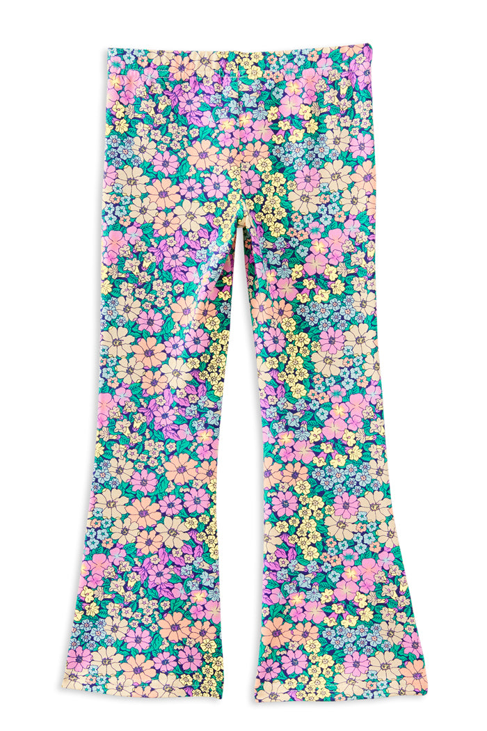 Milky Posie Patch Flare Legging Floral