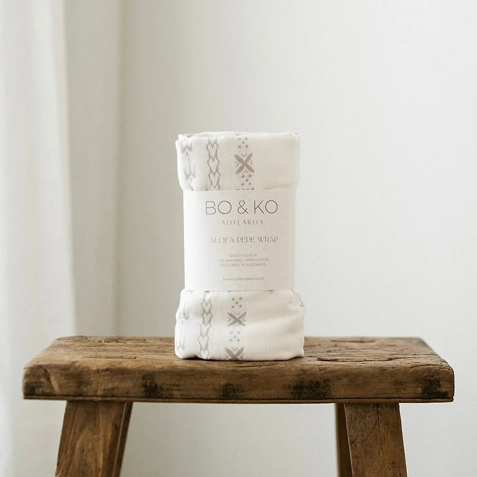 Bo & Ko Alofa Pepe Wrap Grey