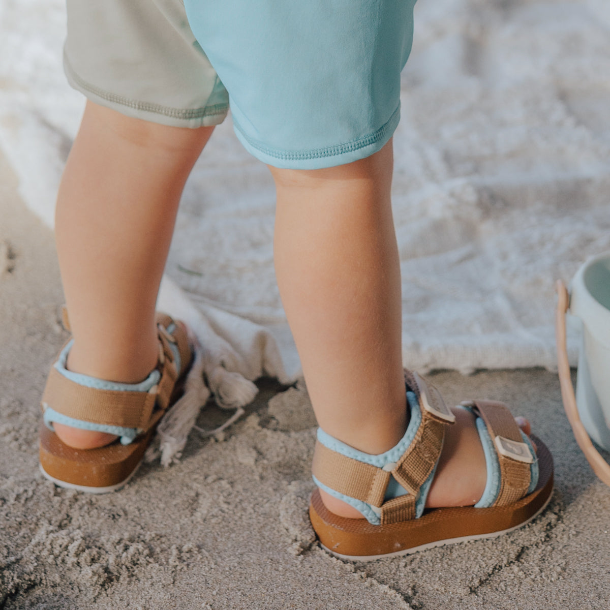 Crywolf Beach Sandal Sand & Sky