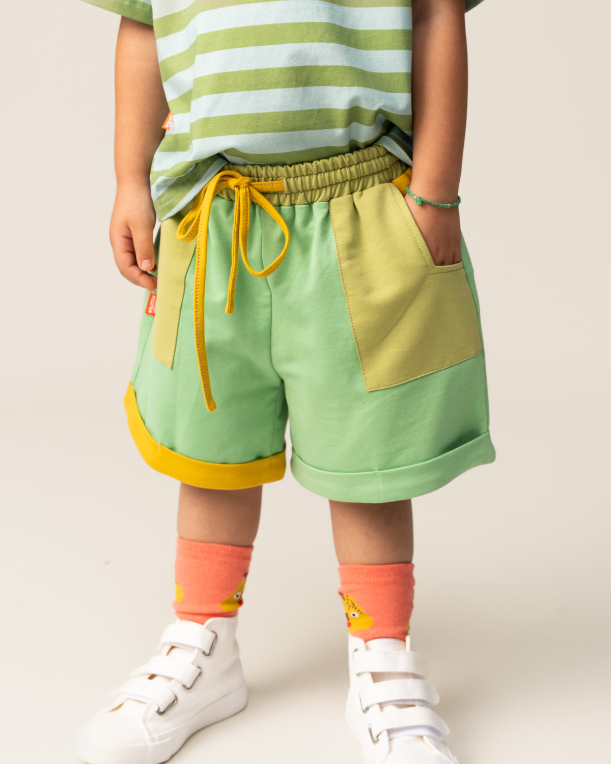 Das Ist Maurice Shorts | Meadow