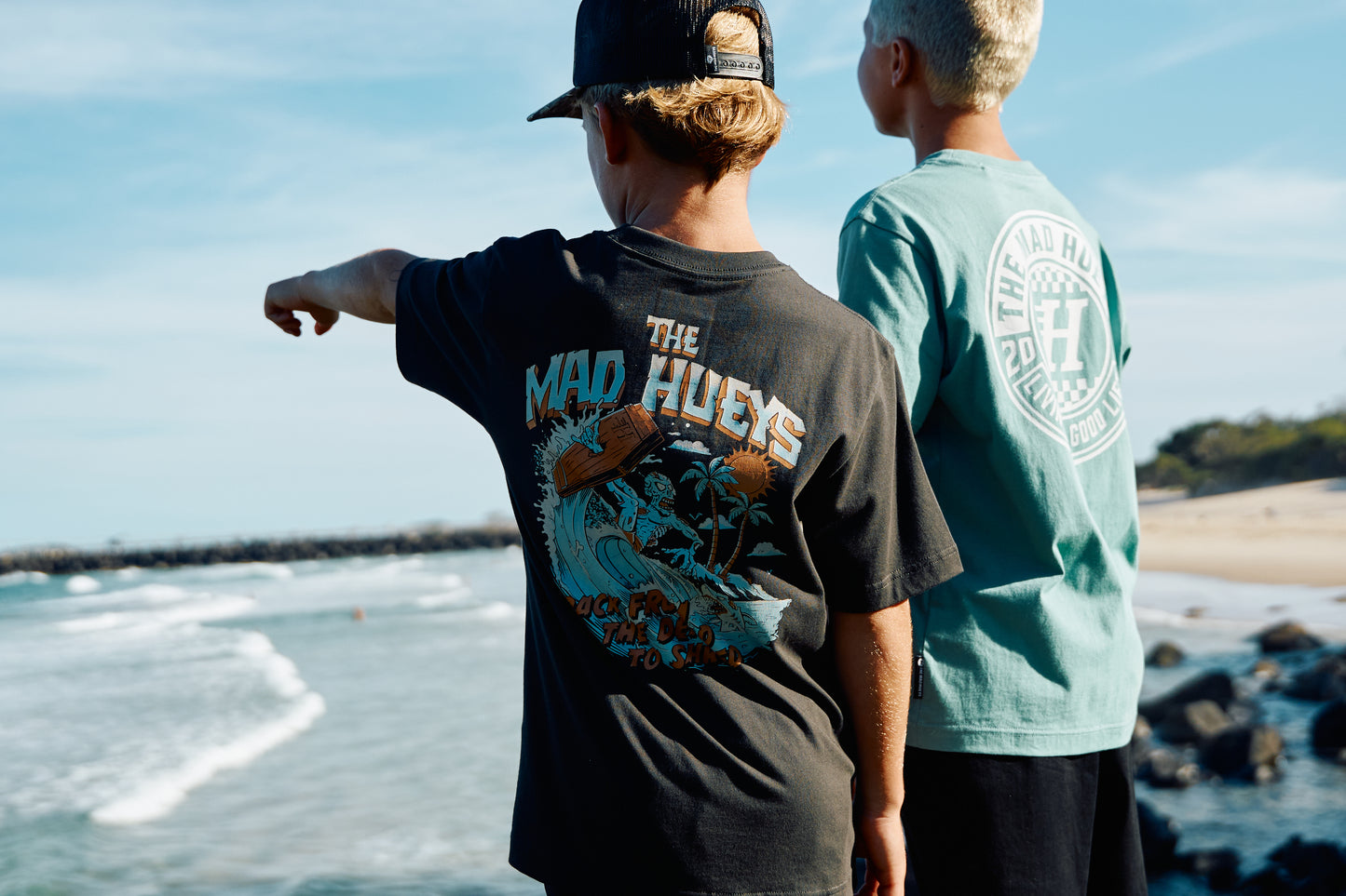 Mad Hueys Shred Dead Tee Vintage Black