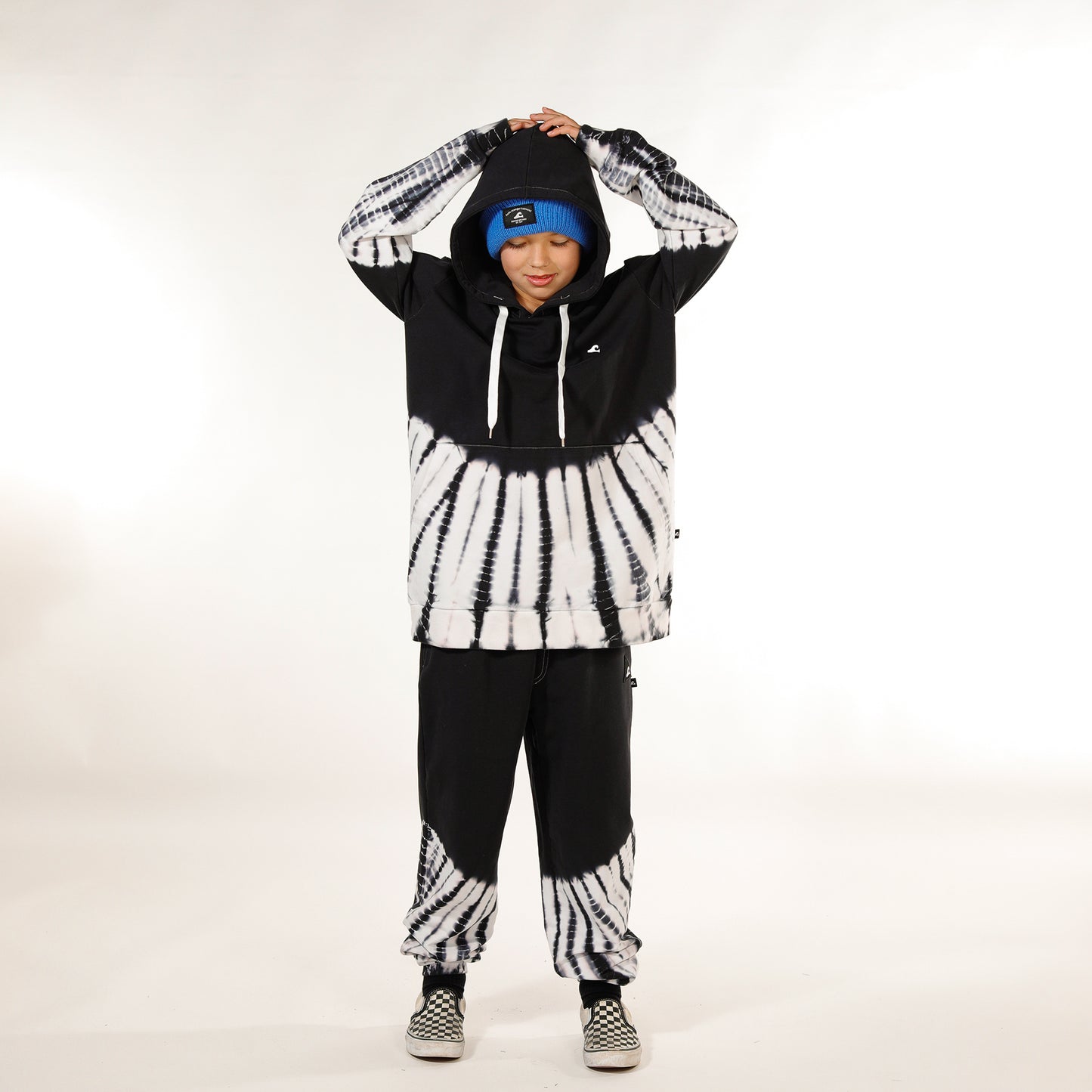 Hello Stranger Pocket Hood Black Dye
