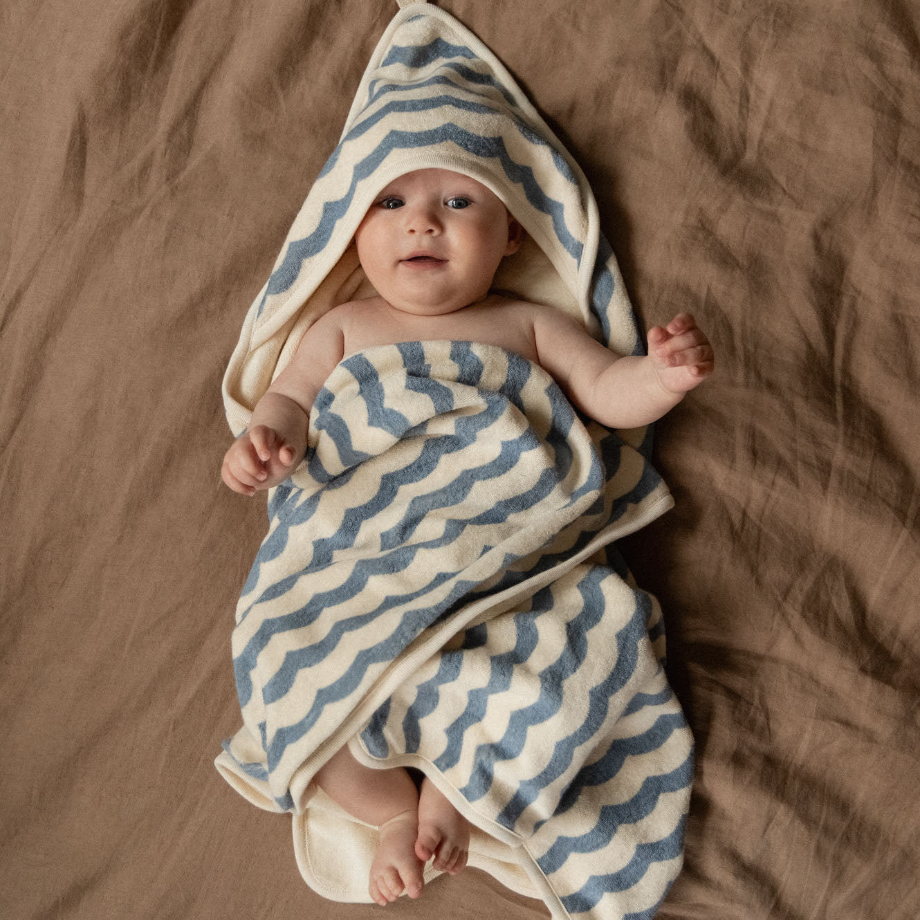 Nature Baby Organic Cotton Hooded Towel Waves Print