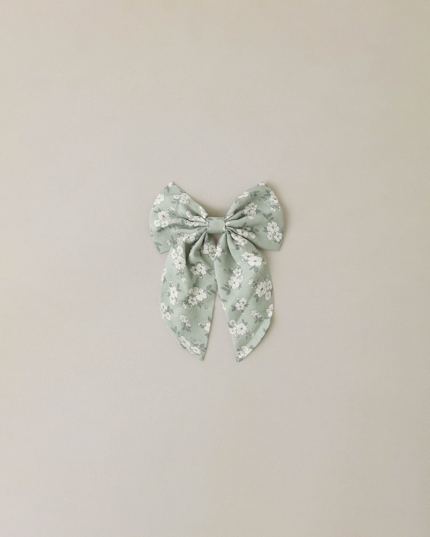 Noralee Everly Bow Blossom