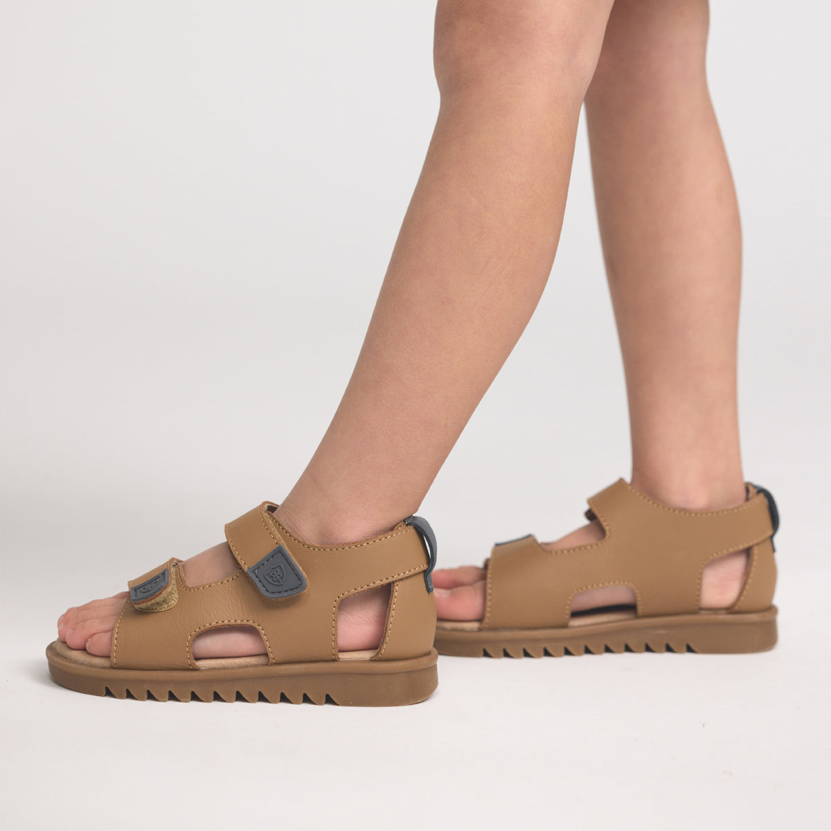 Pretty Brave Child Sandal Finley Tan