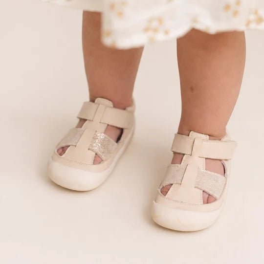 Pretty Brave Toddler Sandal Trixie Stone | Gold