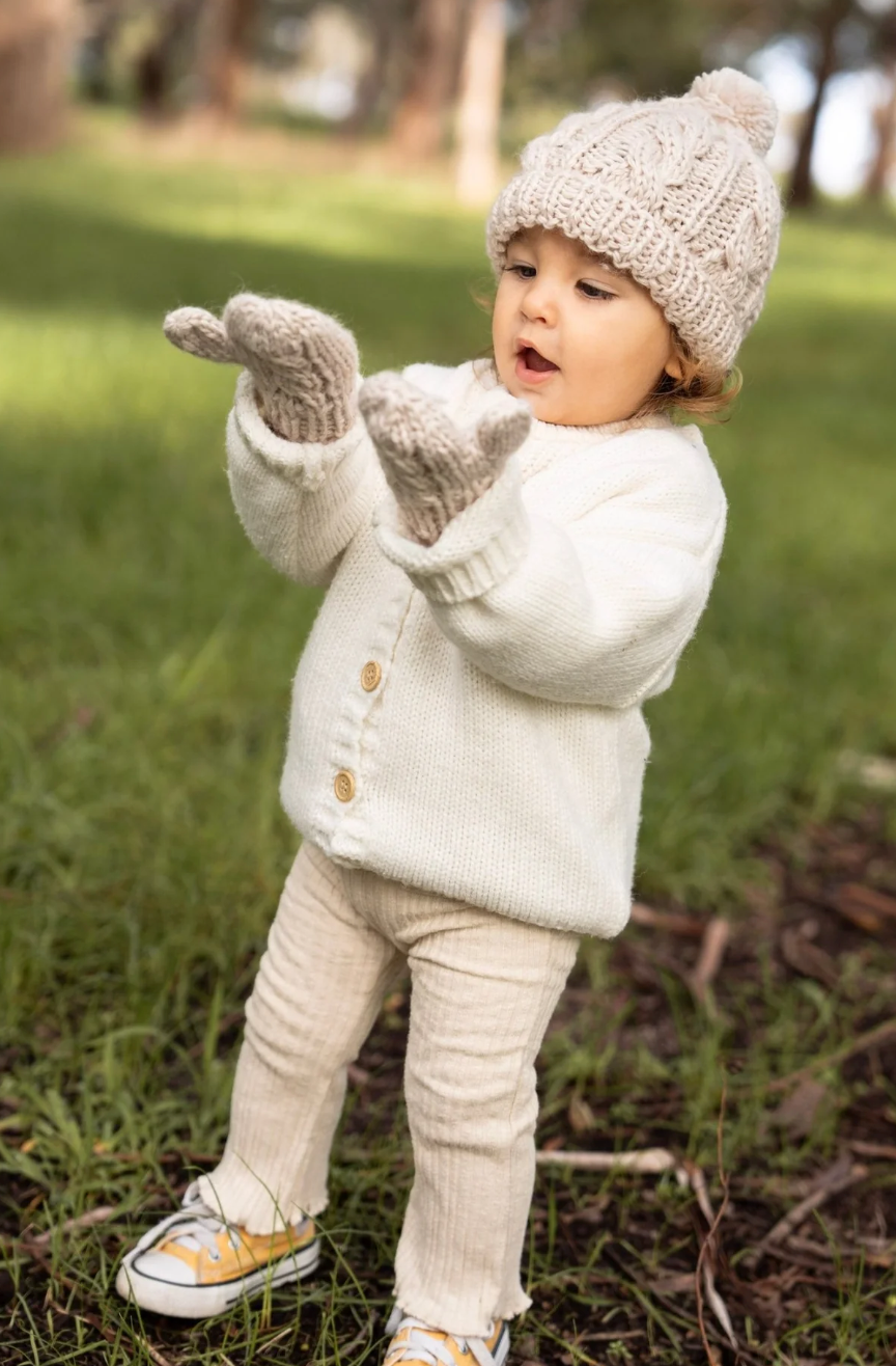 Acorn Free Spirit Mittens Natural