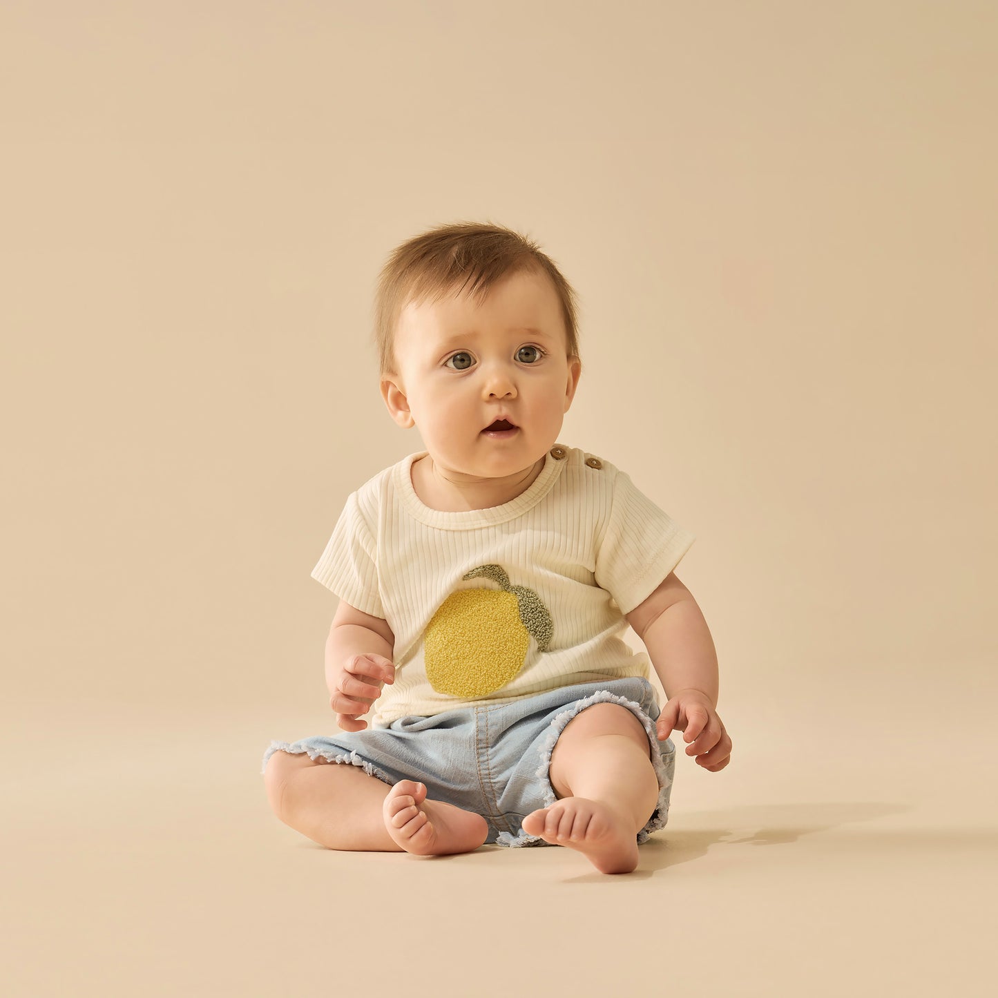 Wilson & Frenchy Embroidered Organic Tee Lemon Leaf