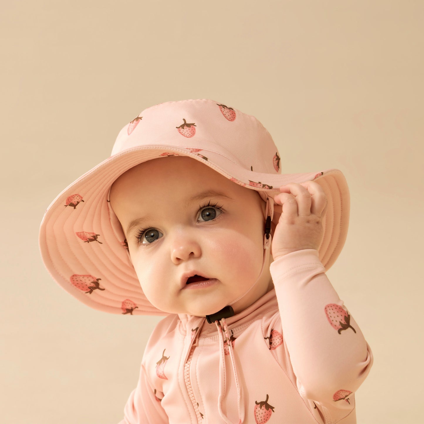 Wilson & Frenchy Swim Sunhat Strawberry Kisses