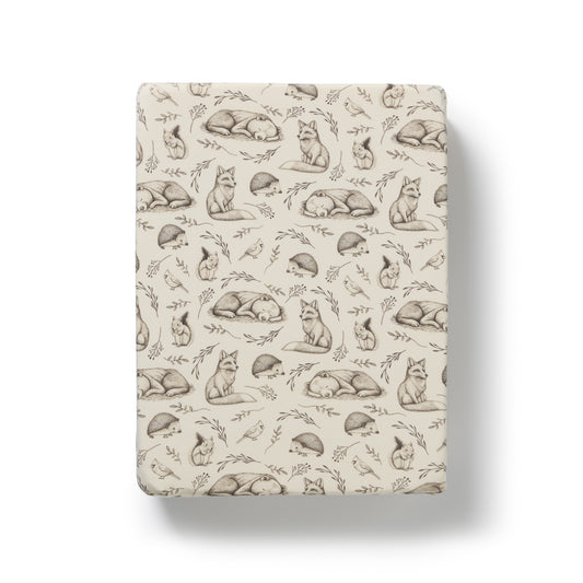 Wilson & Frenchy Organic Bassinet Sheet Foxglove Forest
